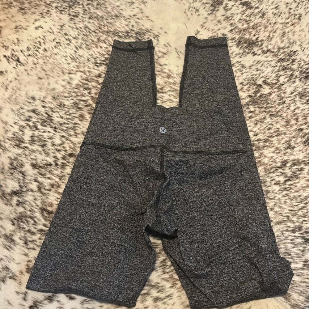 Lulu Leggings Size 4